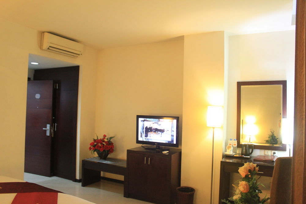 מנאדו Hotel Gran Central מראה חיצוני תמונה